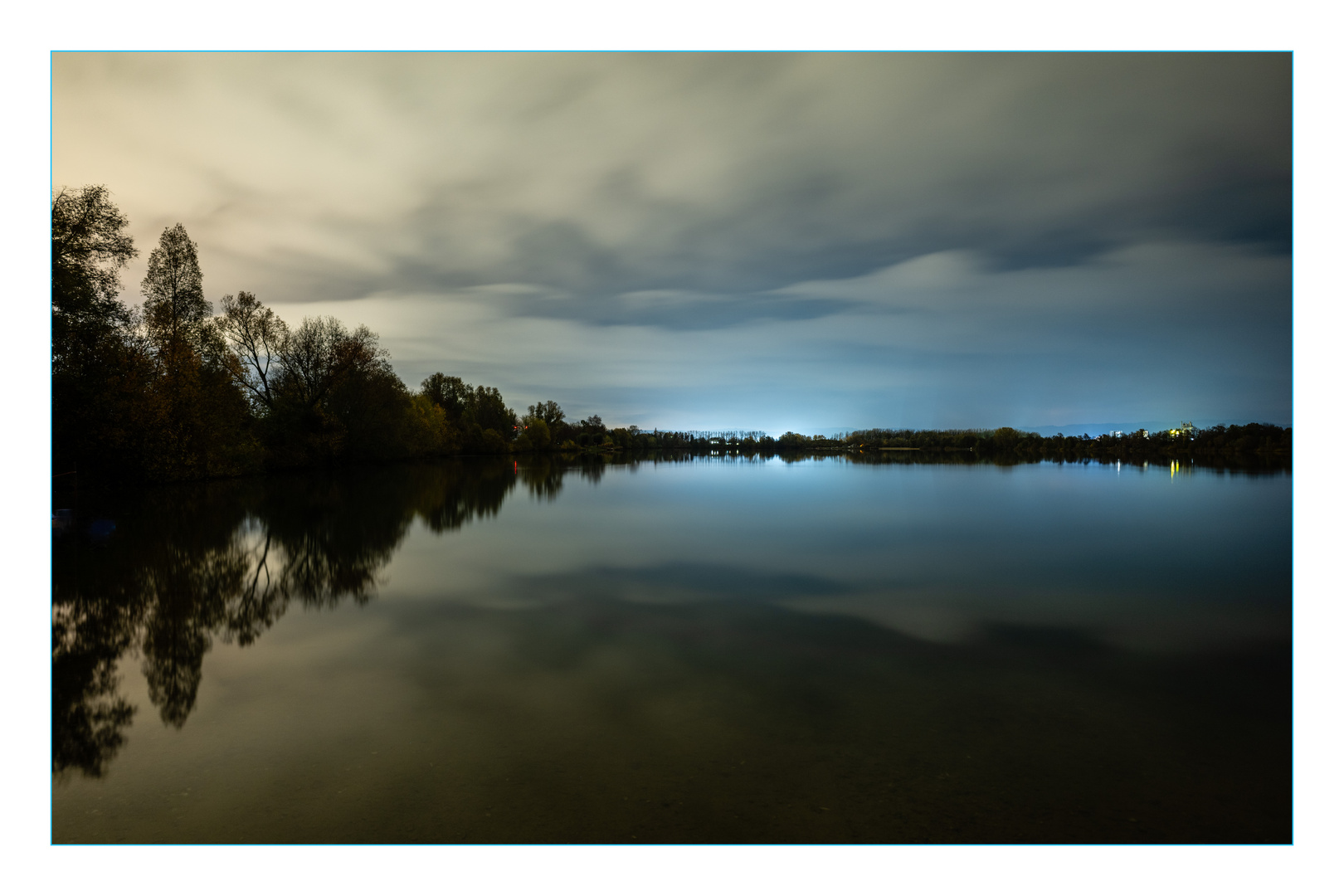 Lichter der Nacht am Guggenberger See