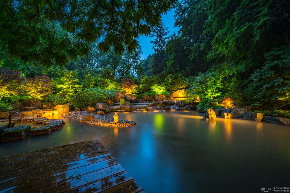Lichter im Japangarten