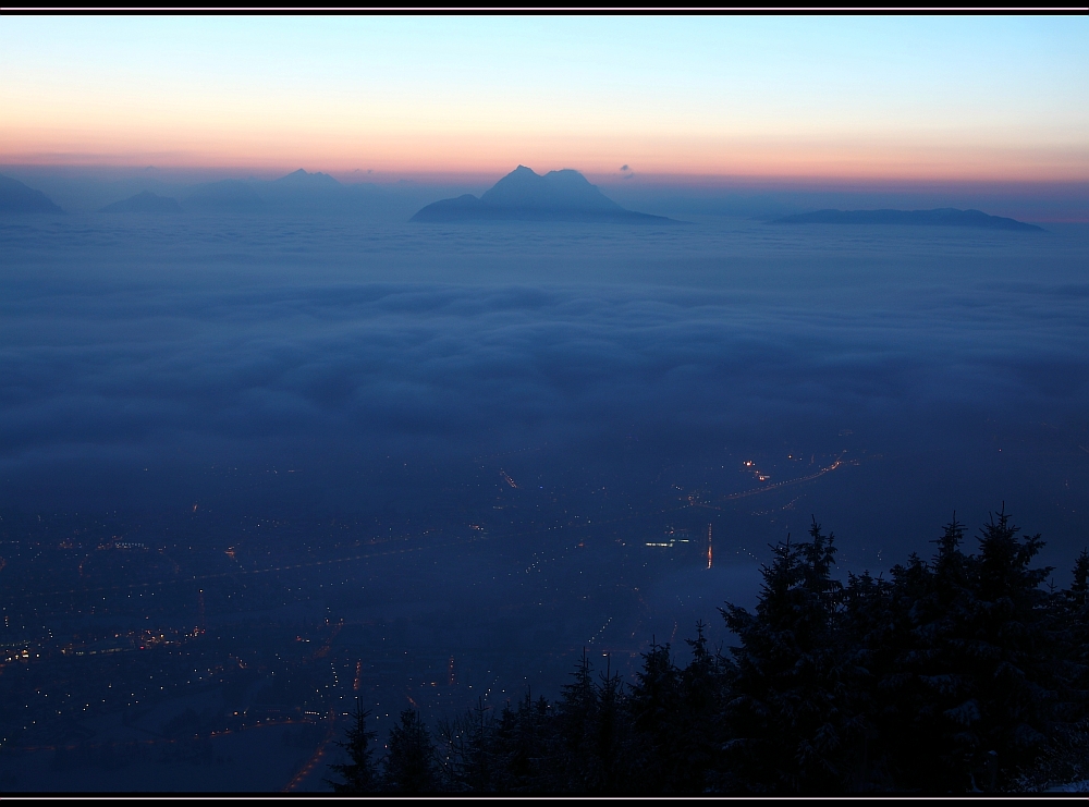 Lichter im Nebel