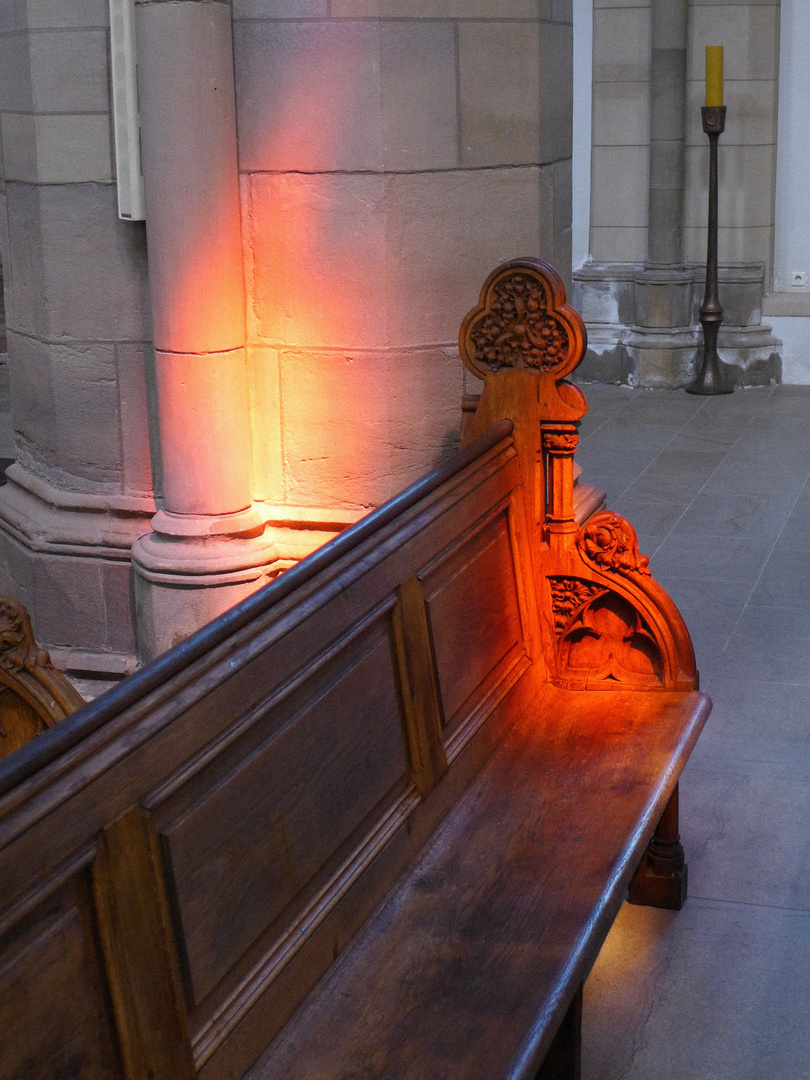 Lichter in der Kirche