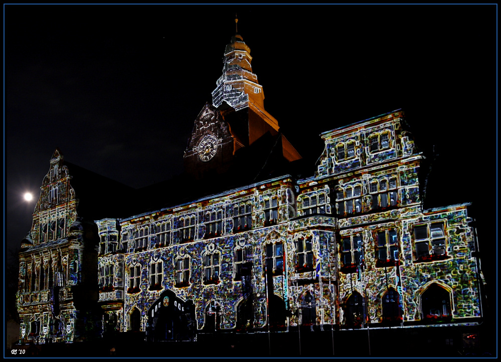Lichtershow auf der Rathaus-Fassade