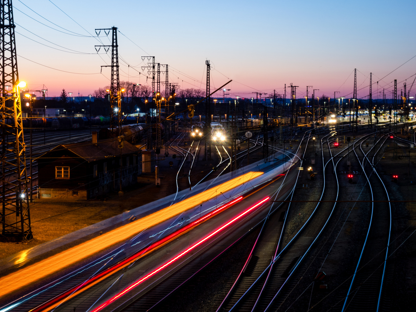 Lichterspiele am Augsburger Hauptbahnhof 