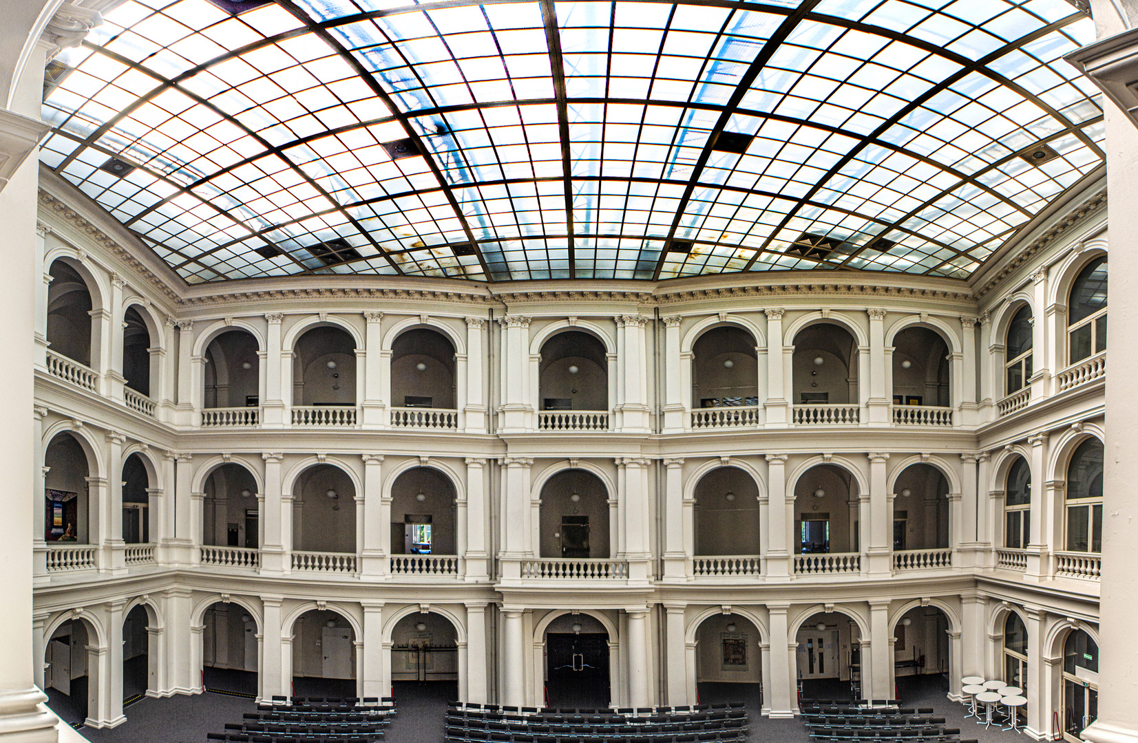 lichthof staatsbibliothek Hamburg altbau