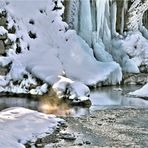 LICHTINSEL IM EISBACH