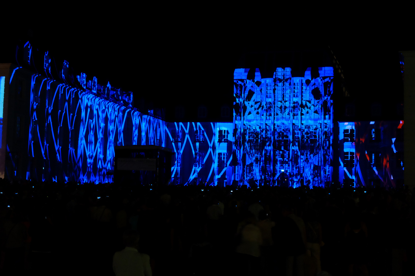 Lichtinstallation am Saarbrücker Schloss 1