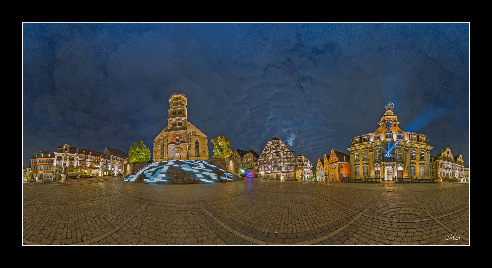 Lichtinstallation "Aufstiege" in Schwäbisch Hall