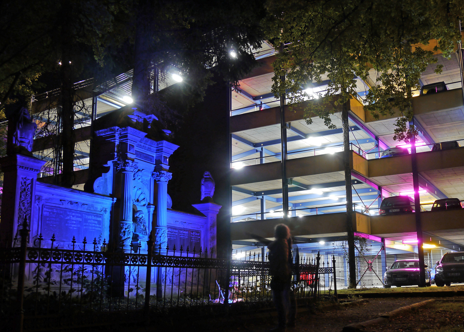 Lichtkunst Unna Alter Westfriedhof