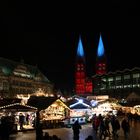 Lichtshow am Bremer Dom während des Weihnachtsmarktes