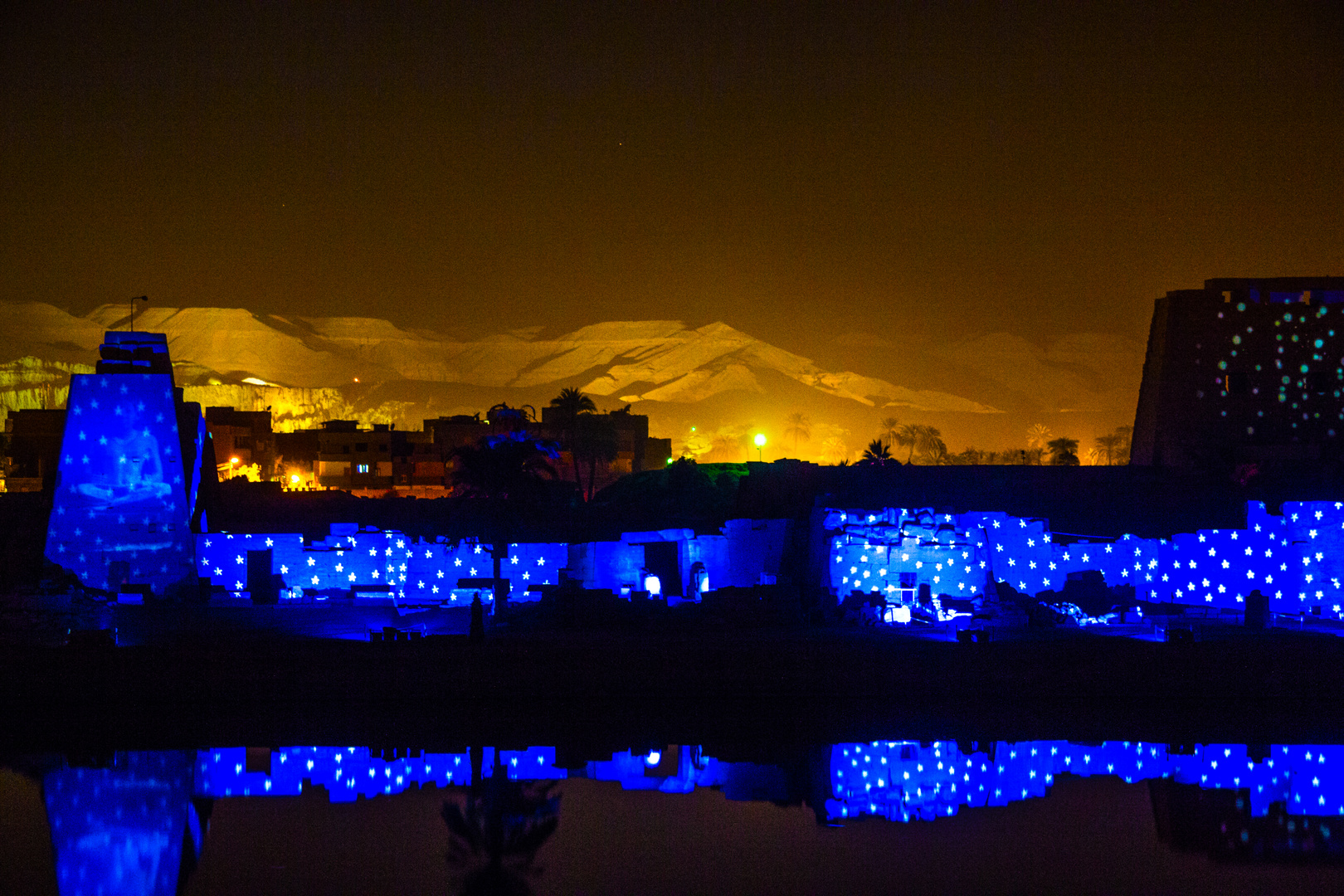 Lichtshow im Karnaktempel