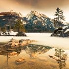 Lichtspiel am Hintersee in der Ramsau