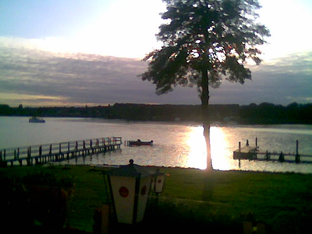 Lichtspiel auf dem Wasser