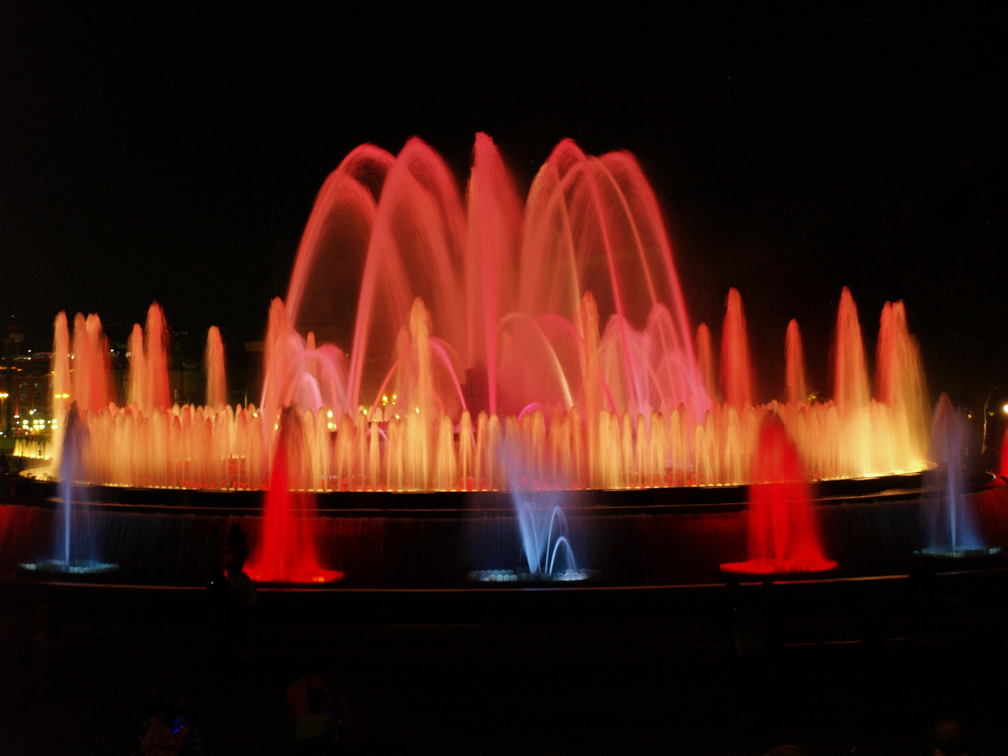 Lichtspiele am "magischen Brunnen" - Font Magica