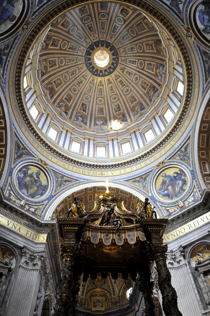 Lichtspiele im Petersdom