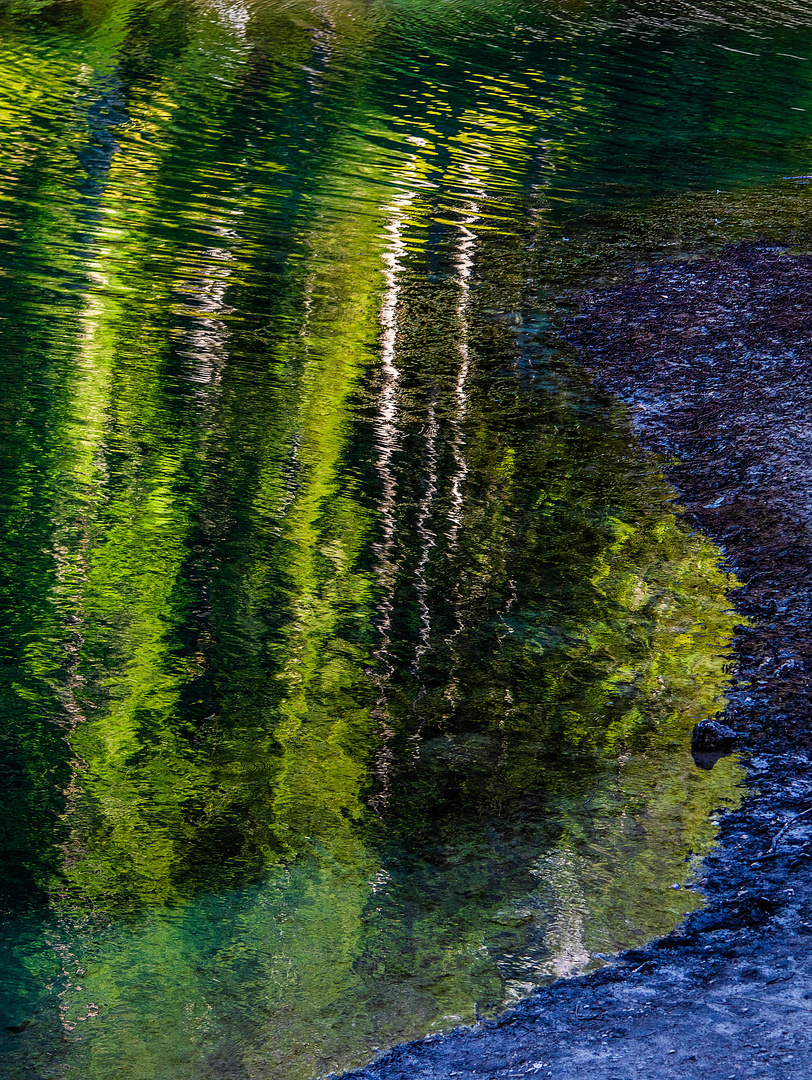 Lichtspiele im Pragser Wildsee