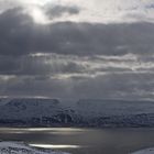 Lichtspiele über dem Fjord Eyjafjördur