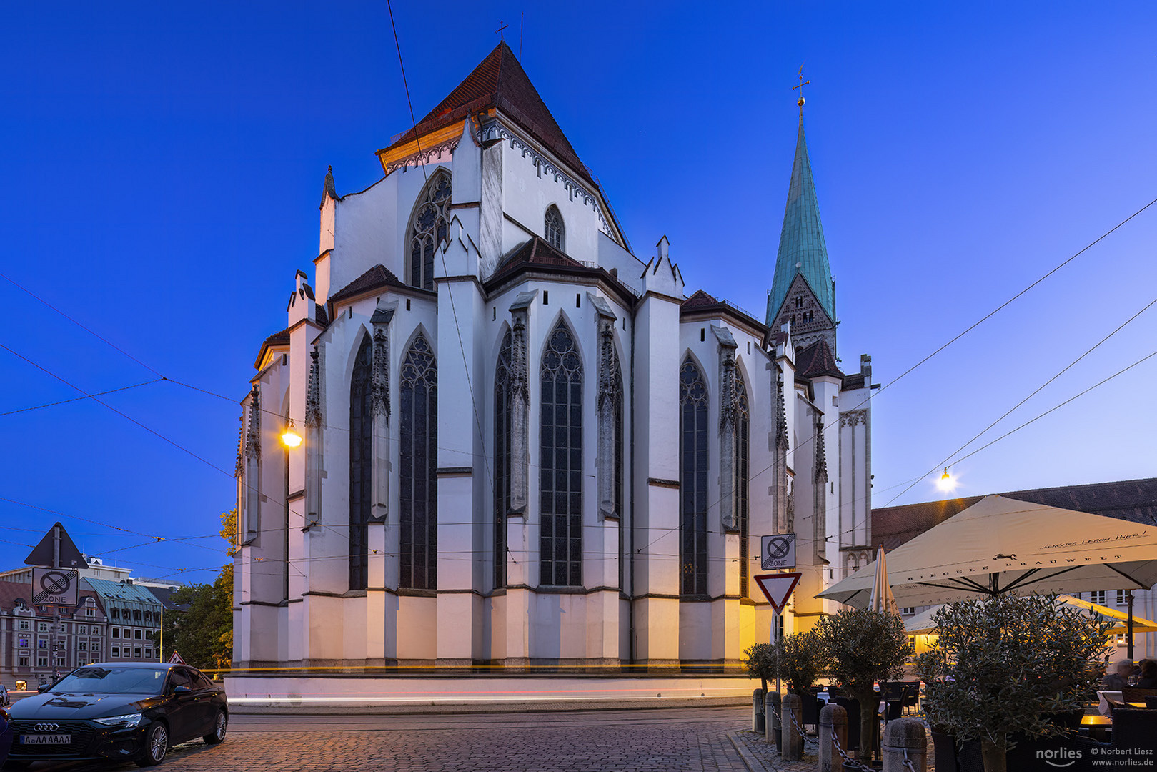 Lichtspuren am Augsburger Dom