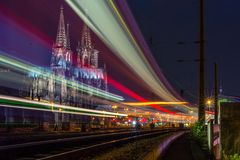 Lichtspuren am Dom