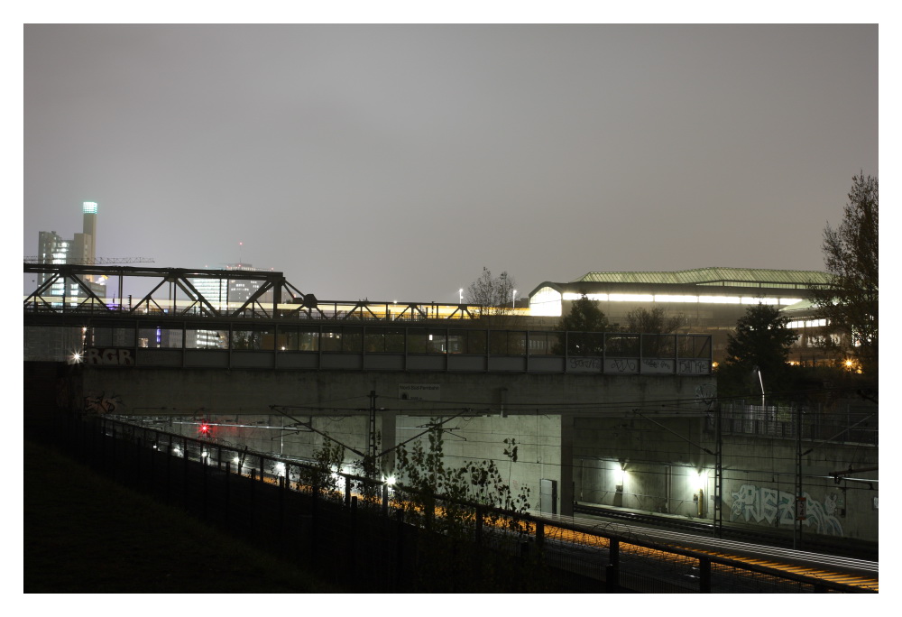 Lichtspuren am Gleisdreieck [8]