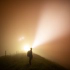 Lichtspuren im Nebel