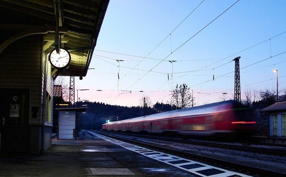 "Lichtspuren-Saison- Ende"