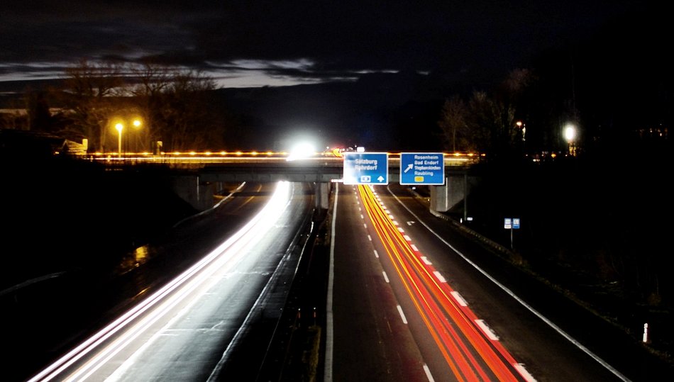 "Lichtspurpflug pflügt die Lichtspur"