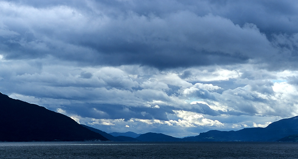 Lichtstimmung - Hardangerfjord