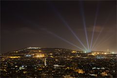 Lichtstrahlen über Barcelona