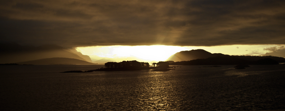 Lichtstreif am Horizont