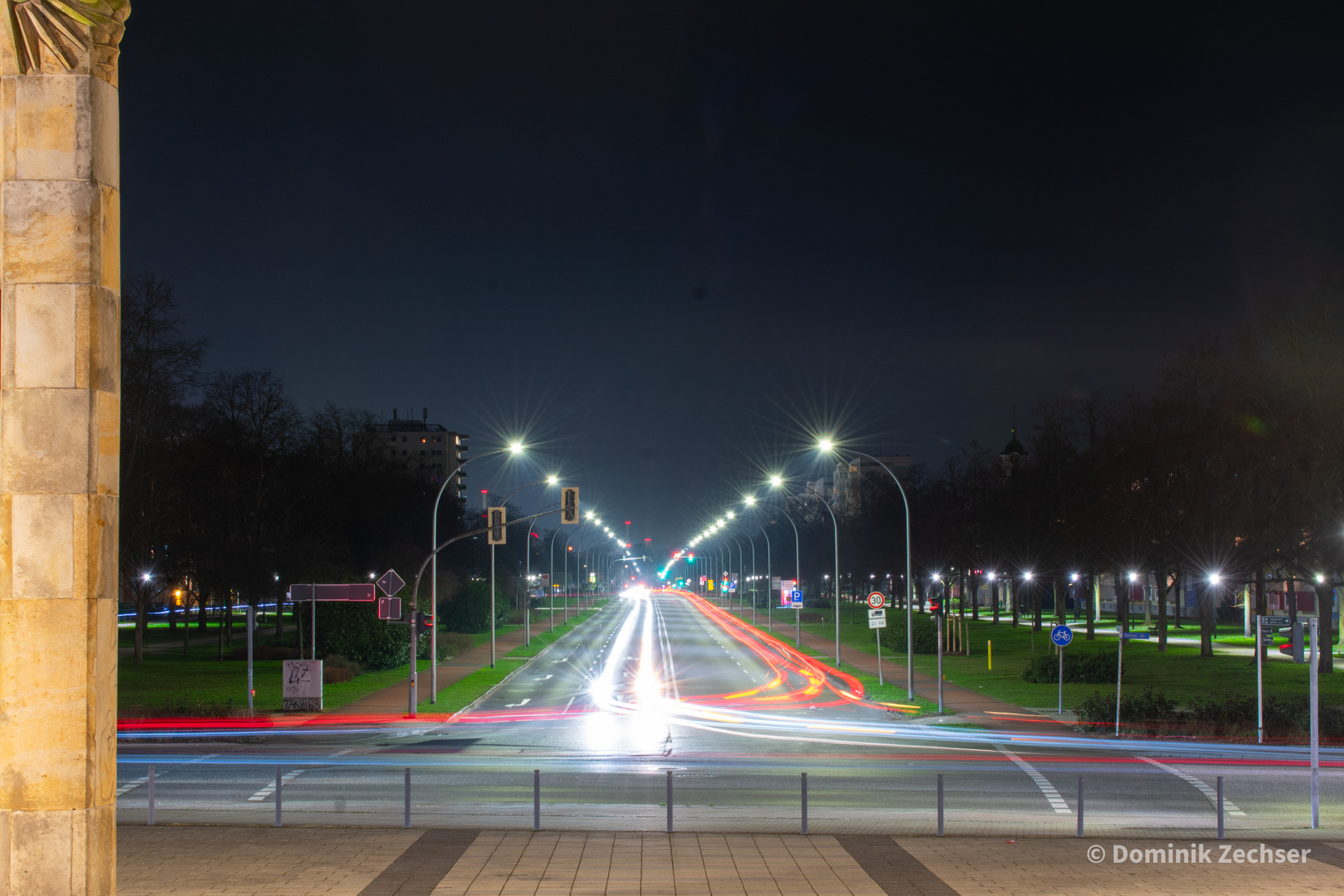 Lichtstreifen durch Autolichter