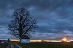 < Lichtstreifen.am.Horizont >