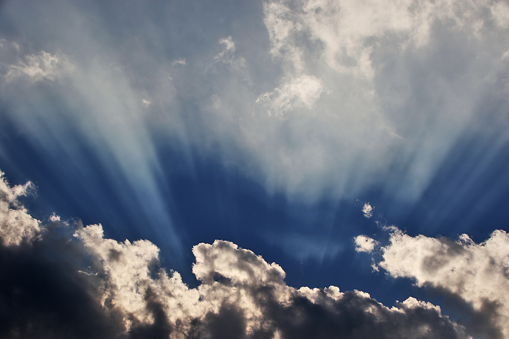 lichtumflutet am Himmel