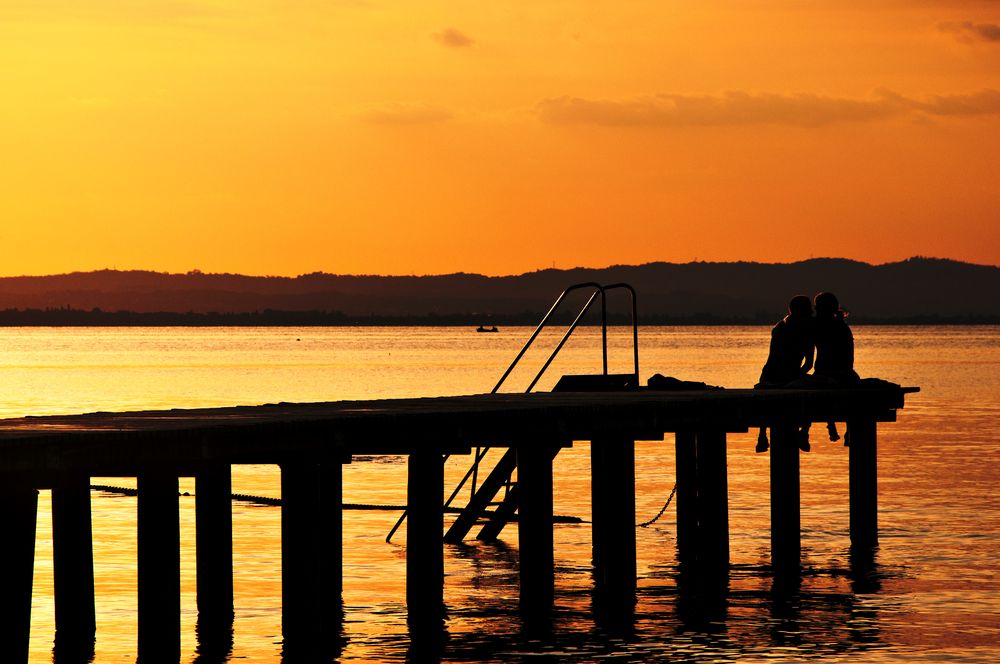 Liebe ist... wie ein Sonnenuntergang