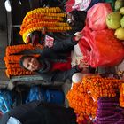 Liebenswerte Nepalesin auf dem Markt