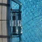 lieber im pool baden , als in Arbeit zu schwimmen ........