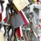 Liebesschlösser an der Hohenzollernbrücke in Köln