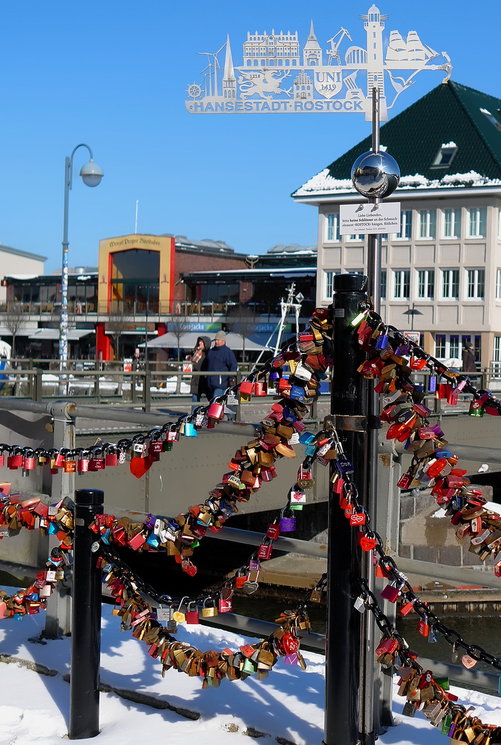 Liebesschlösser in Warnemünde