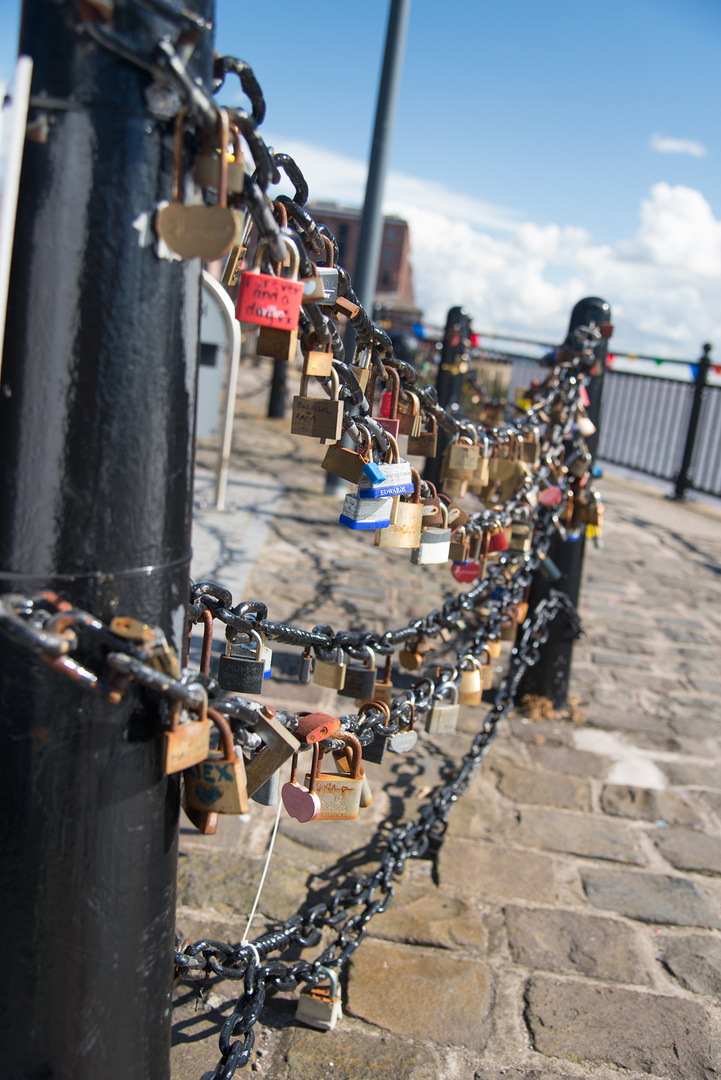 Liebesschlösser / Love padlocks