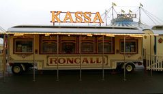 Liebevoll bis ins Detail KASSA vom Circus Roncalli