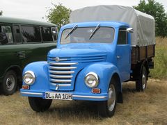 Lieferwagen Barkas/Framo V 901