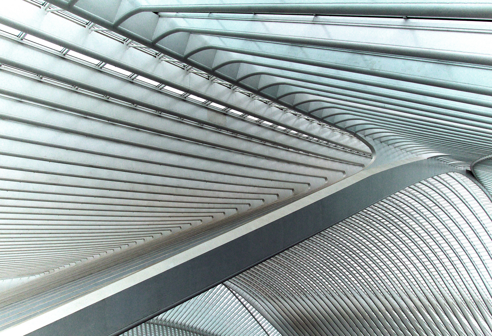 LIEGE, GARE DES GUILLEMINS