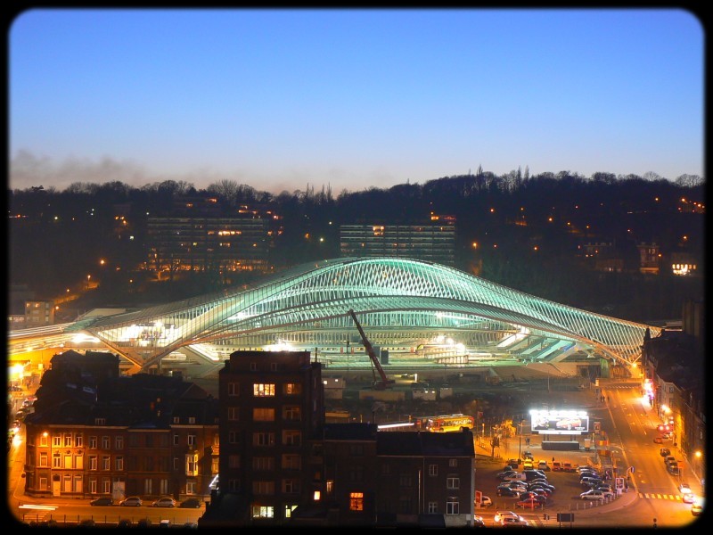 Liège Guillemins - gare Calatrava - janvier 2008 crépuscule