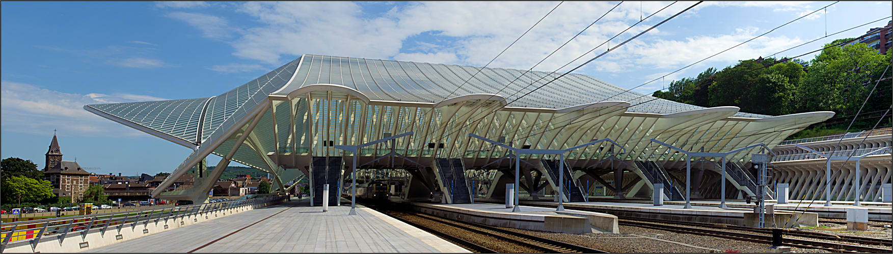 Liège-Guillemins Kontraste ...