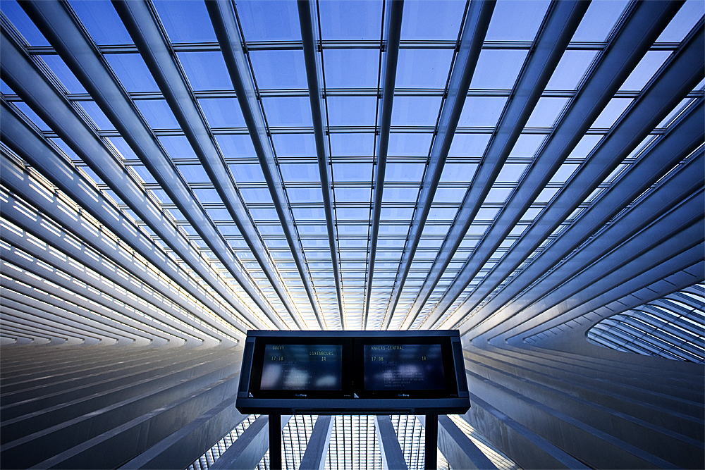 Liege - Guillemins Train Station [Information Screen]