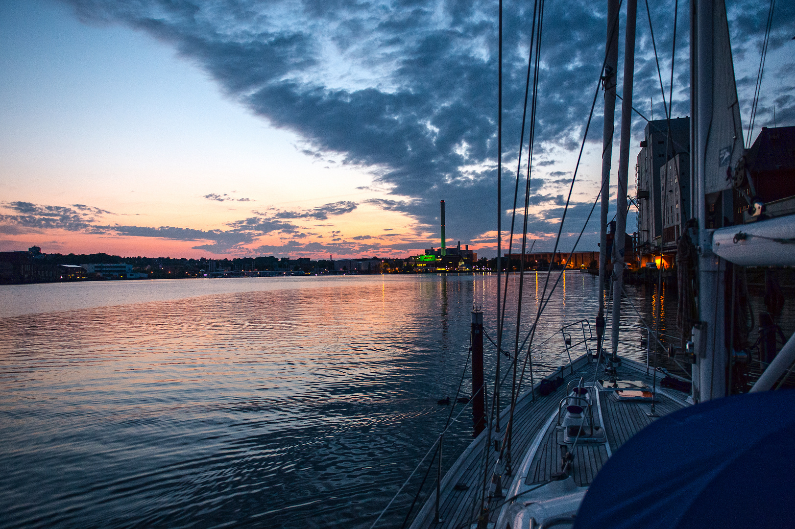 Liegeplatz am Ballastkai