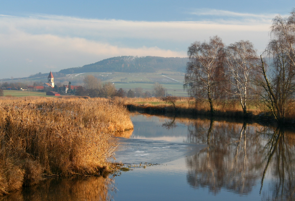 ... liegt unser Dorf