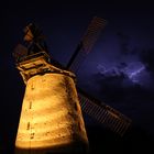 Liesbergmühle in Enger (NRW) bei Nacht - Blitze und Gewitter - edited