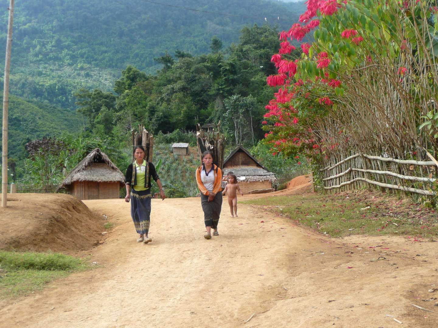 life village near Muang ngoi