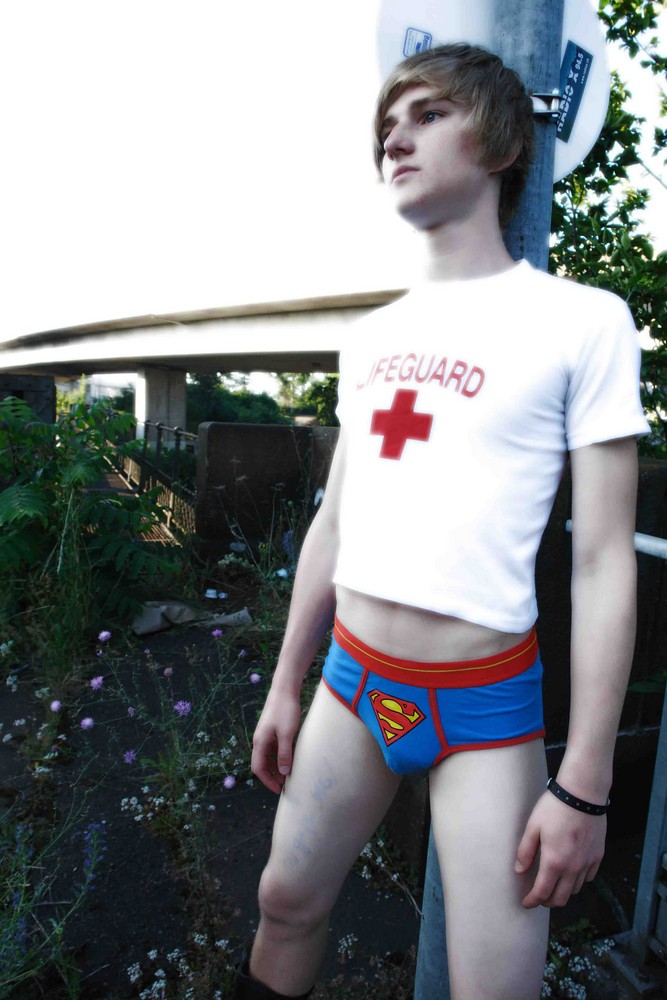 lifeguard oder superman oder beides oder fake