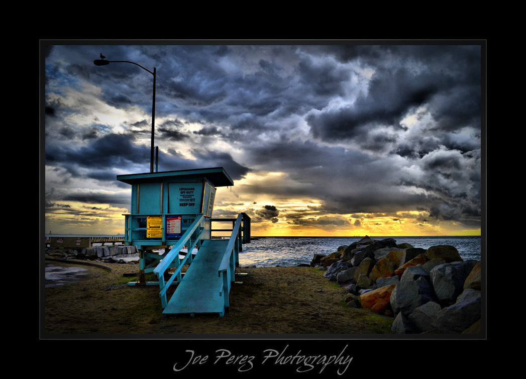 LIFEGUARD TOWER ON CABRILLO BEACH