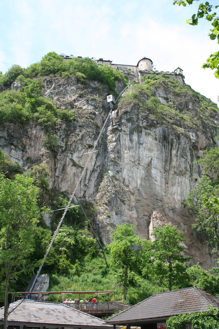 Lift auf Burg